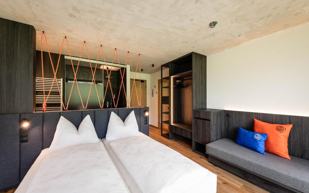 Hotel Wochtla Buam Brunico Esterno foto