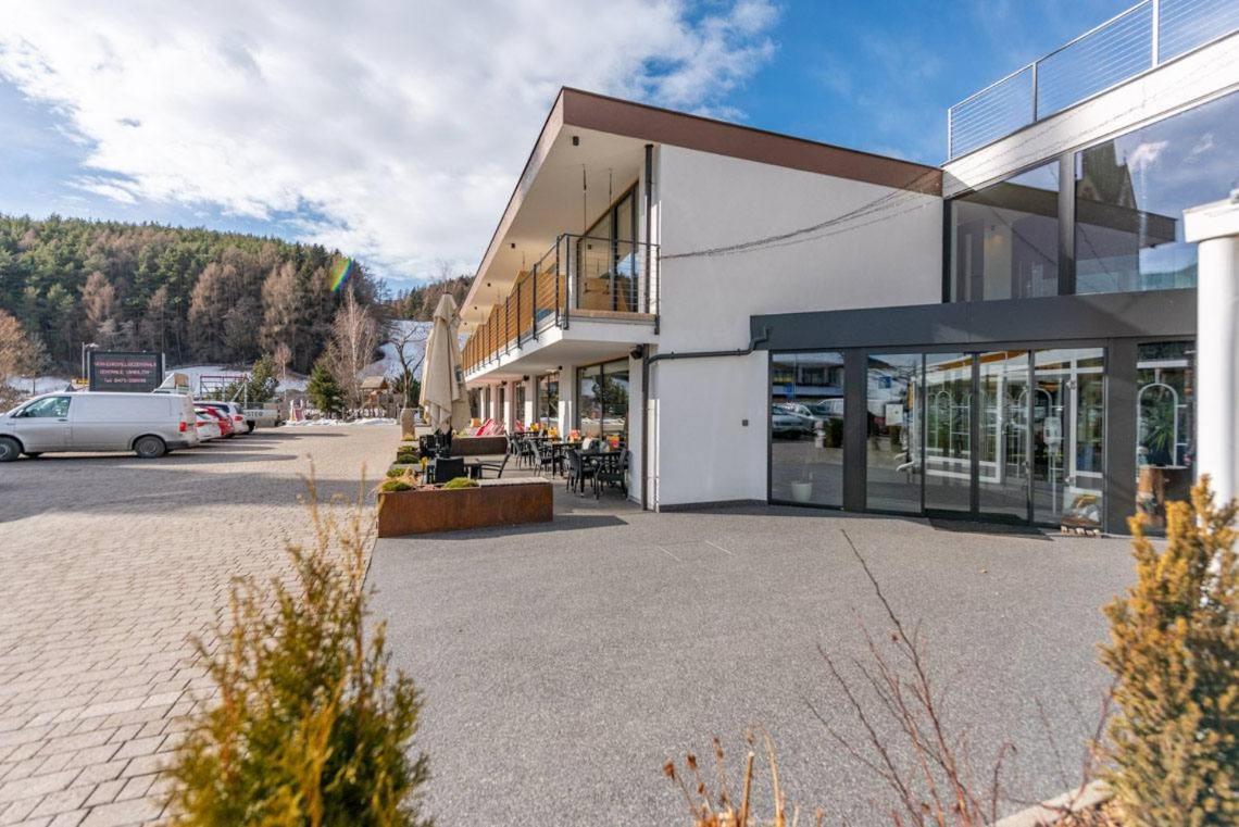 Hotel Wochtla Buam Brunico Esterno foto